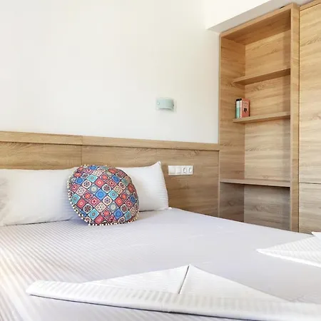 Okean 3* إيريسوس